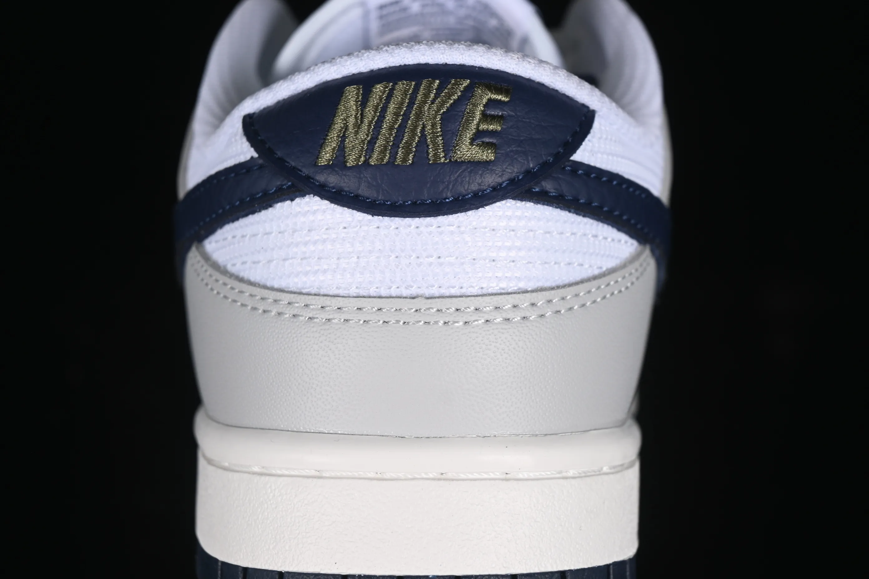 All categories Nk SB Dunk series Nk SB Dunk Low low-top sneakers Nk Dunk Low "Photon Dust" photon gray and white color SB low-top casual sneakers HF4299-001